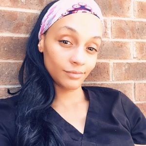 Meet your Posher, Jade